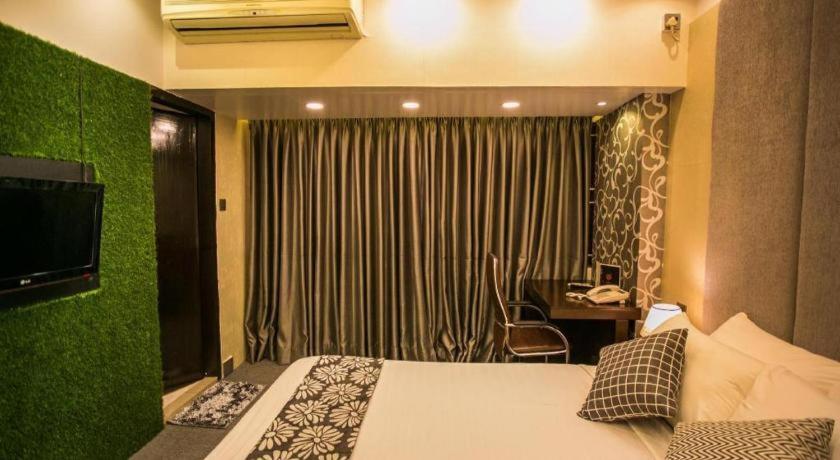 ทรอปิคัล เดซีย์ Hotel ธากา ภายนอก รูปภาพ