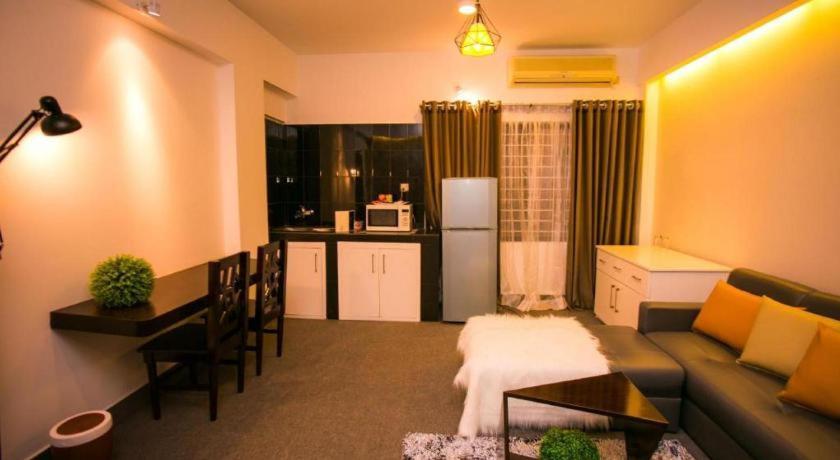 ทรอปิคัล เดซีย์ Hotel ธากา ภายนอก รูปภาพ