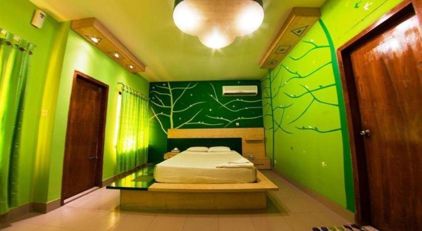 ทรอปิคัล เดซีย์ Hotel ธากา ภายนอก รูปภาพ