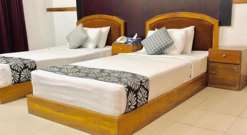 ทรอปิคัล เดซีย์ Hotel ธากา ภายนอก รูปภาพ